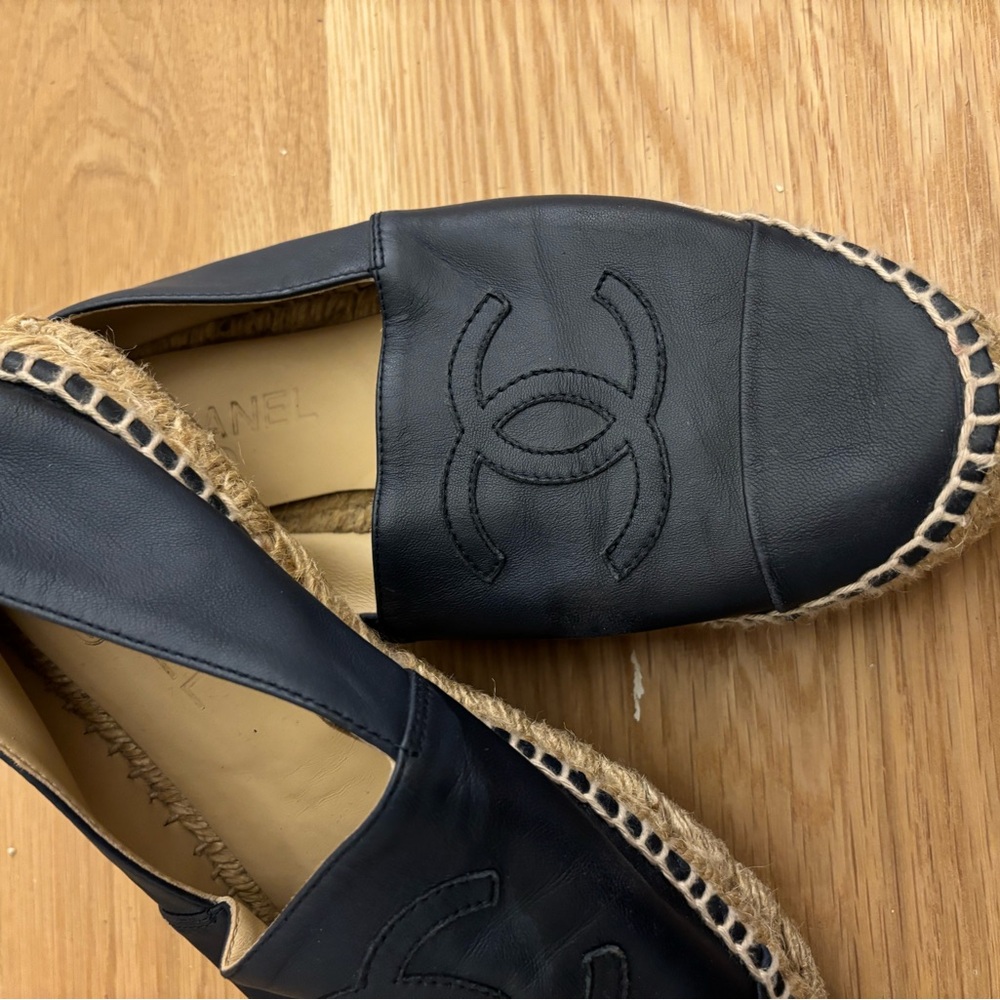 Chanel espadrilles. Navy leather. Very comfortable